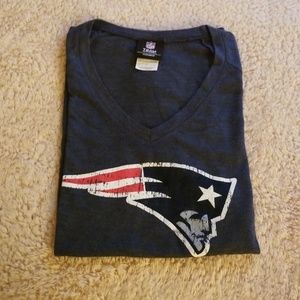 4/$25 🍁 Patriots Tee